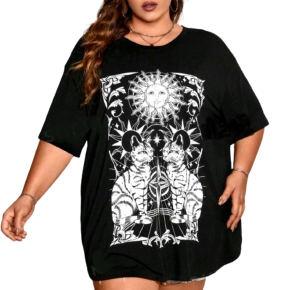 MYSTICAL CATS ☆ GRAPHIC PRINT ☆ MIDNITE BLACK ☆ OVERSIZED TEE ☆ 5x ☆ NWT - Picture 3 of 12